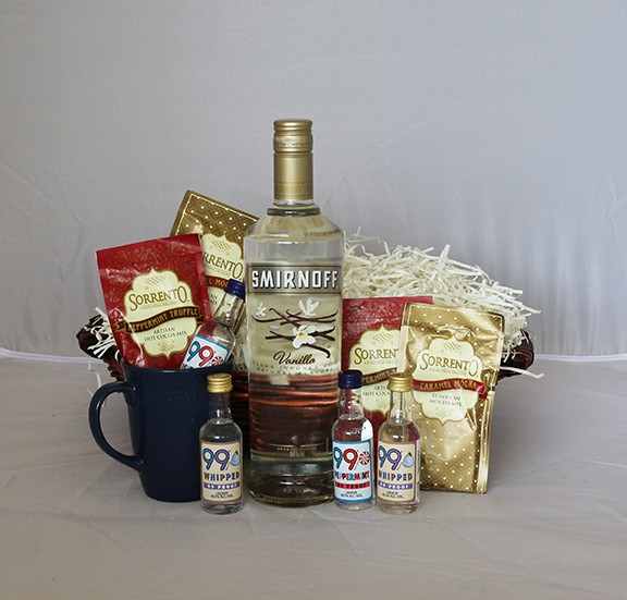 https://www.douglaswine.com/images/sites/douglaswine/labels/the-winter-warmer-gift-basket_1.jpg